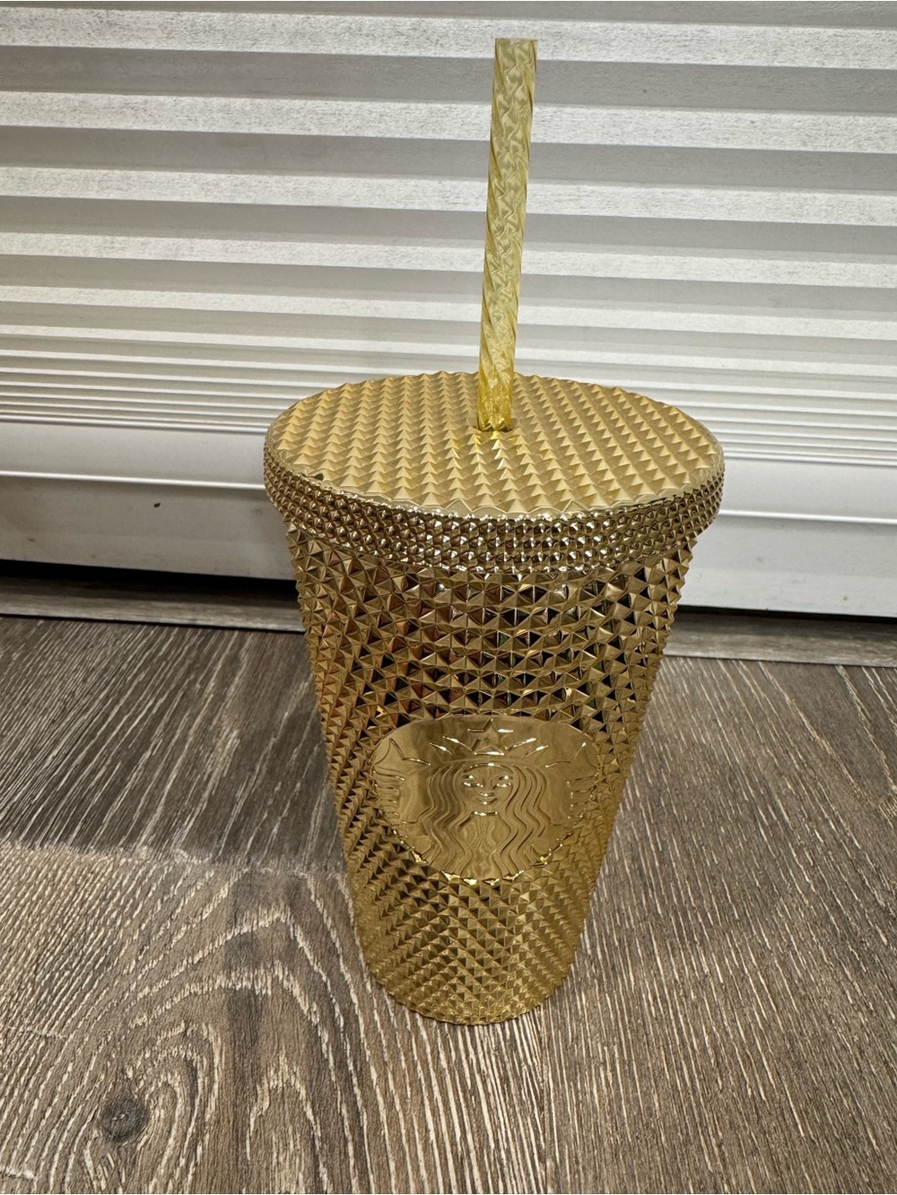Starbucks 16 oz Gold Studded Tumbler with Straw